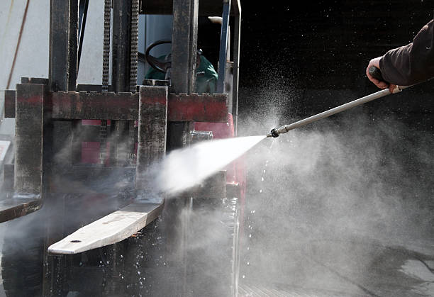 Best Commercial Building Pressure Washing  in Lincoln Park, MI