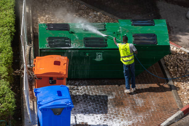 Best Garage Pressure Washing  in Lincoln Park, MI